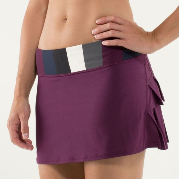 Lululemon Run: Pace Setter Skirt Plum / Pow Stripe Angel Wing, Sz 6? - Picture 1 of 13